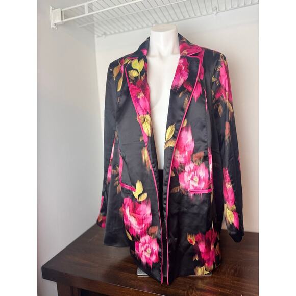 Torrid Floral Satin Blazer with Floral Print, Multi-color Size 3 NWOT - Picture 3 of 11